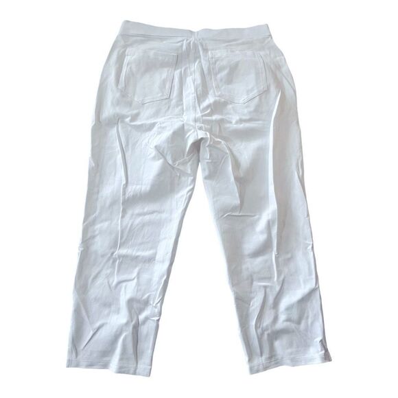 Susan Graver Weekend Premium Stretch Pull-On Capri Leggings - Picture 3 of 4
